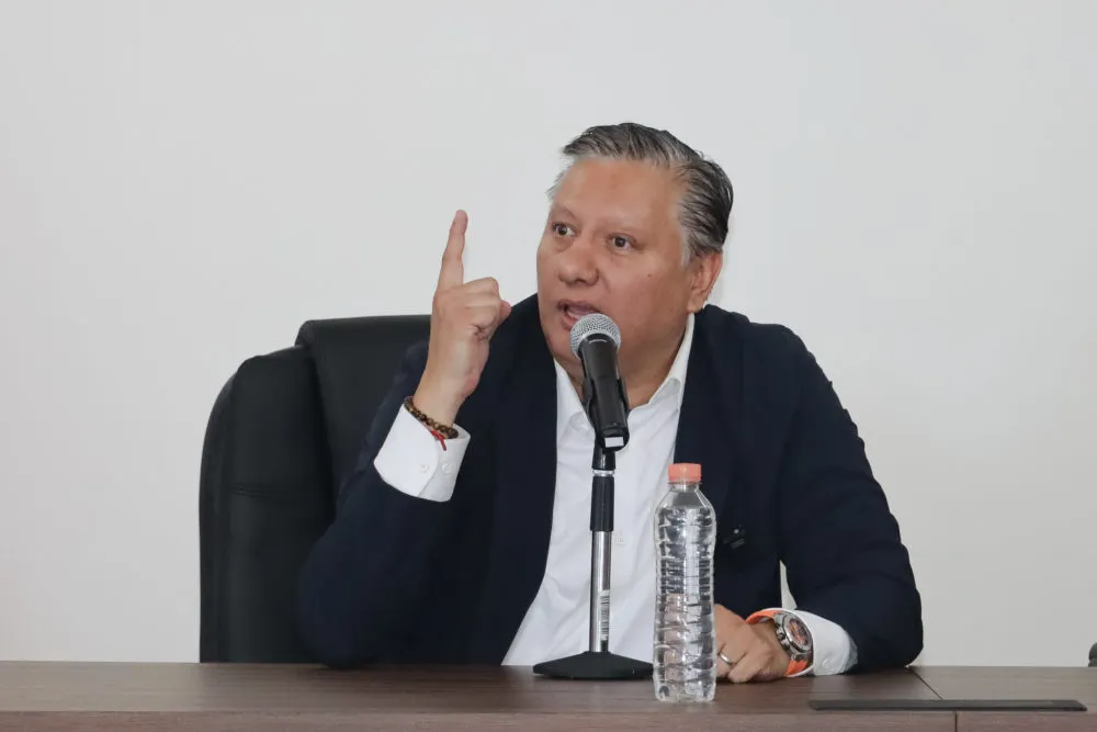 "Yo no necesito prepararme para el debate, porque toda mi vida he debatido": Fernando Morales