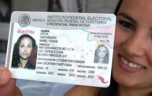 INE Puebla invita a los jóvenes a obtener su primera credencial para votar