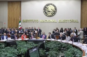 Rebasan 25 candidatos en el país topes de gastos de campaña