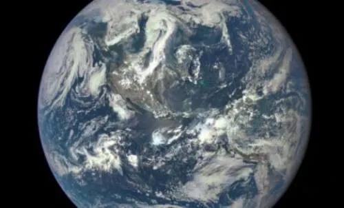 NASA descubre unos 20 planetas primos de la Tierra