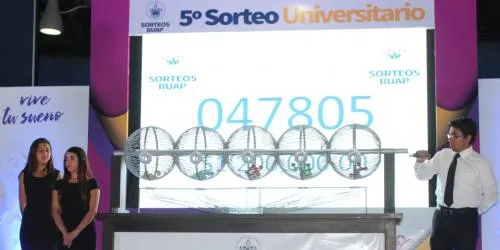 Celebran V Sorteo Universitario en la BUAP