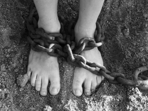 Cae en México líder de secta que convertía a seguidoras en esclavas sexuales