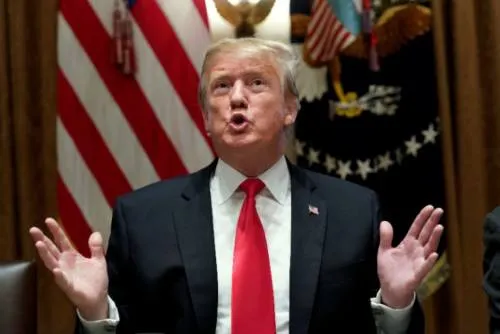 Trump anuncia acuerdo para poner fin al cierre de gobierno; no se olvida del muro