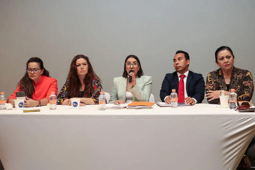 Denuncian a excandidato a regidor de MC en Puebla por violencia vicaria