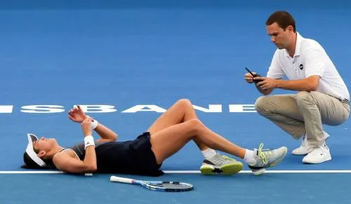 Muguruza se retira en Brisbane por calambres