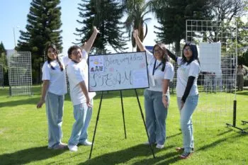Impulsa BUAP vocaciones científicas en la niñez con taller STEAM y exposición fotográfica
