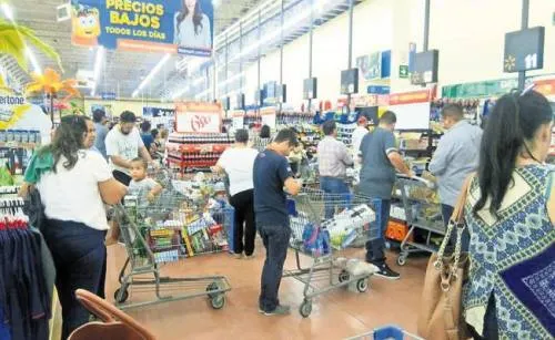 Confianza del consumidor avanza 6.0 por ciento anual en septiembre
