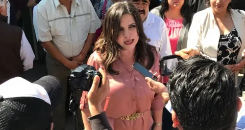 Miles marchan hoy contra Layón para exigirle que enderece su gobierno