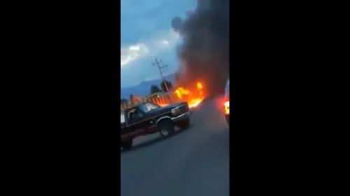 Tras intentar linchar a ladrón en El Verde, habitantes queman patrulla
