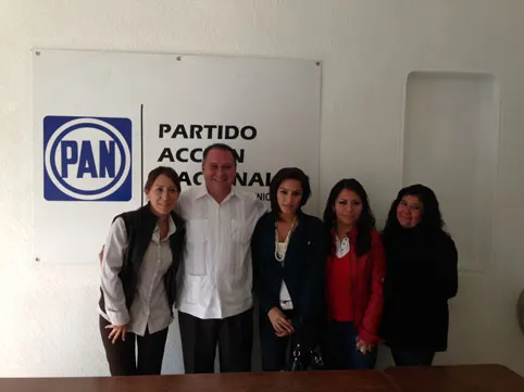 Néstor Gordillo refrenda su militancia como panista
