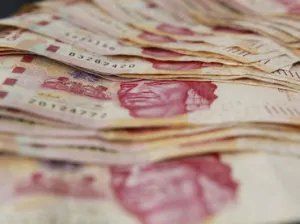 Reservas internacionales bajan 237 millones de dólares