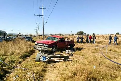Un muerto y tres heridos, saldo de  choque en la Amozoc-Teziutlán