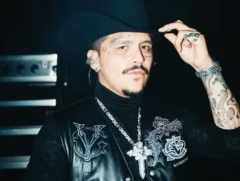 Christian Nodal en recuperación tras infección estomacal; pospone conciertos