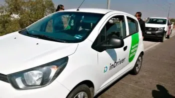 SMT y SSP detienen en Periférico Ecológico a unidad de InDriver, plataforma no autorizada en Puebla