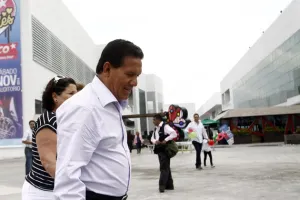 Alfredo Arango presume cara limpia; lo excluyen de evento priista