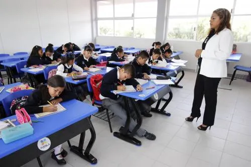 No vivir en una familia convencional, provoca más ausencia de menores en las escuelas