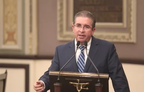 Espinosa Martínez minimiza amenaza de expulsión del PAN