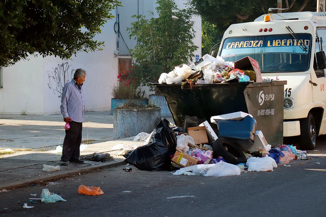 Basura Montoneras De