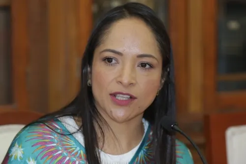 Lizeth Sánchez promueve a aspirante de atlixco que carga graves historias de corrupción en Oaxaca