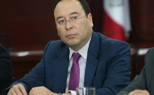 INE es autónomo; ni se alinea al gobierno ni es oposición: Ciro Murayama