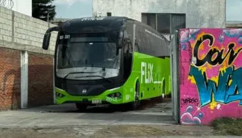Nueva queja contra Flix en Puebla: baño fuera de servicio y exceso de velocidad