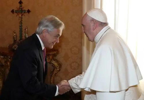 El Papa y Piñera se comprometen a combatir abusos sexuales