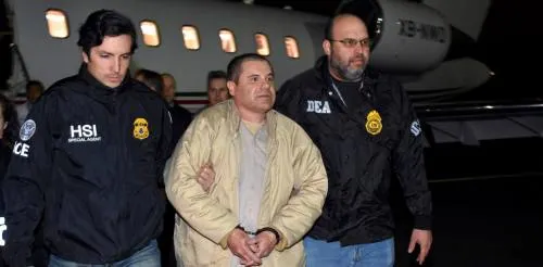 Video: DEA difunde video de El Chapo en su extradición a EU