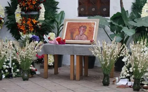 Con música y flores, Oaxaca se despide de su hijo pródigo