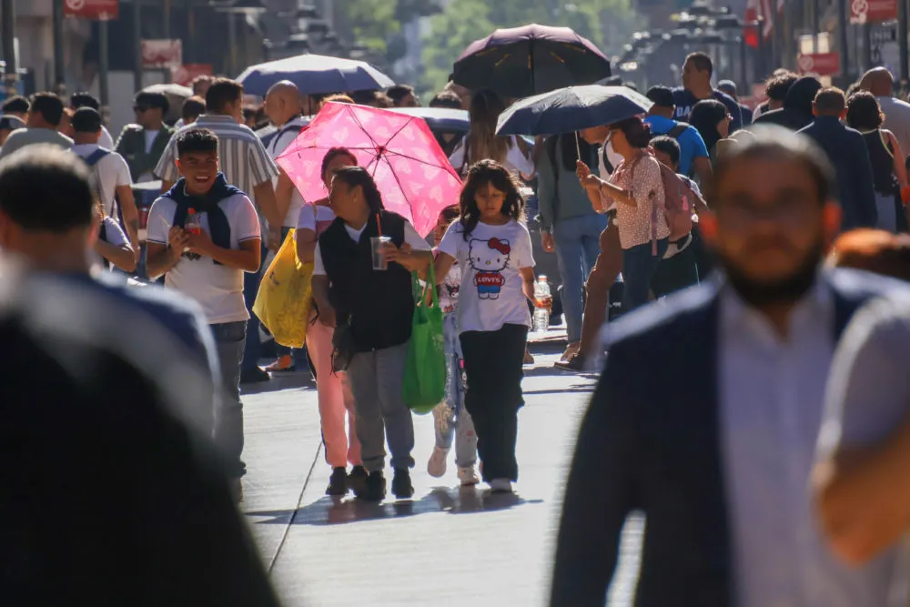 Calor extremo deja 95 muertes en México durante 2026
