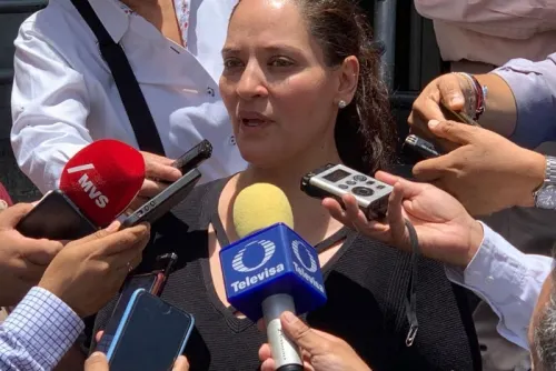 Venía por el certificado de licenciatura de mi hijo, me llevó el de defunción: mamá de Norberto