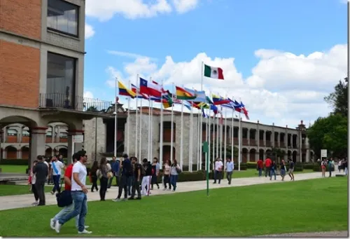 Confirman aislamiento domiciliario de 16 integrantes de la comunidad UDLAP