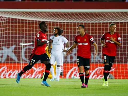 Real Madrid pierde el liderato y el invicto en Liga