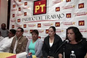PT denuncia abusos de alcaldes de Francisco Z. Mena y Tlacotepec