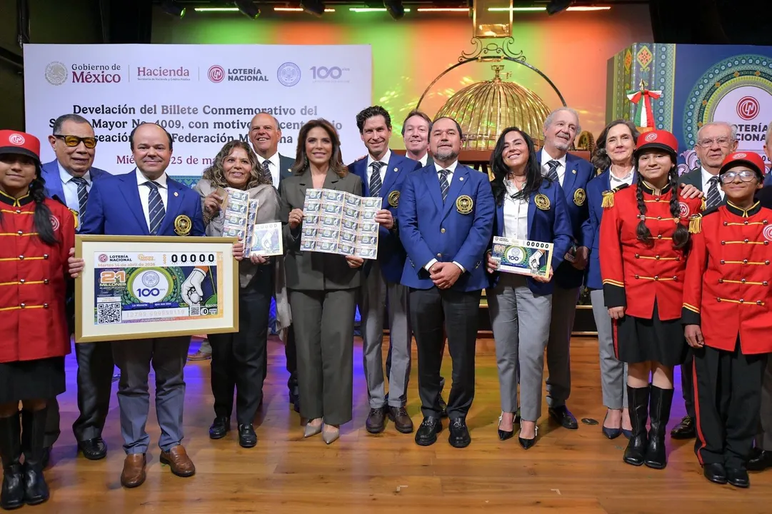 Lanzan billete de lotería por los 100 años de la Federación Mexicana de Golf; destacan que el deporte es parte esencial de la transformación nacional
