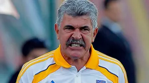 Explota El Tuca contra aficionados de los Tigres