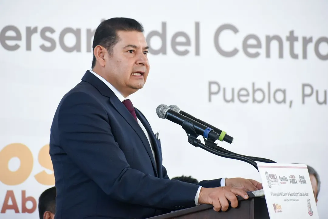 Alejandro Armenta Casa Del Abue