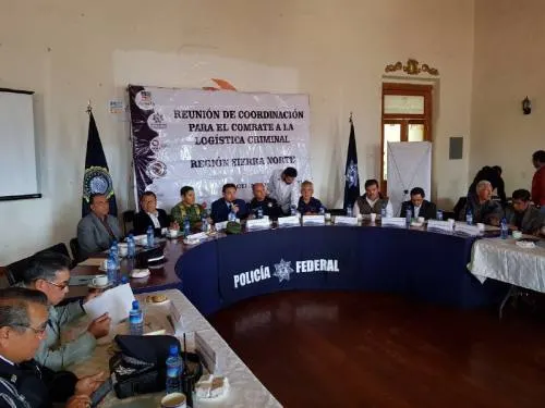 La Fiscalía General participó en Reunión de Coordinación Regional de Seguridad en Zacatlán