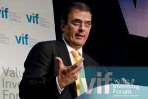 Entre empujones, culpan legisladores a Ebrard de la Línea 12