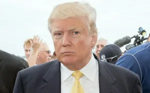 Pide Donald Trump ayuda al FBI por supuesta amenaza de El Chapo