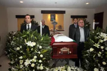 Realizan funerales del ex alcalde muerto durante asalto en El Verde