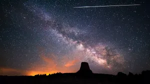 Una rápida lluvia de meteoros iluminará los cielos mundiales esta semana