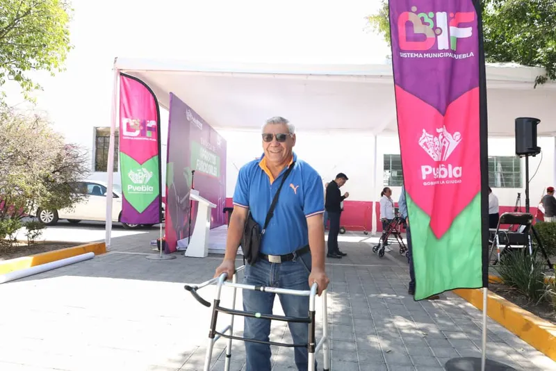 ayto-pue-smdif-entrega-aparatos-ortopedicos