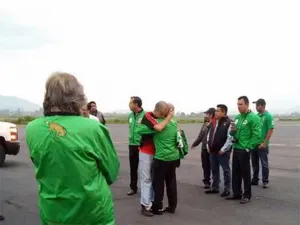 Queda en libertad joven al que le sembraron droga en Perú