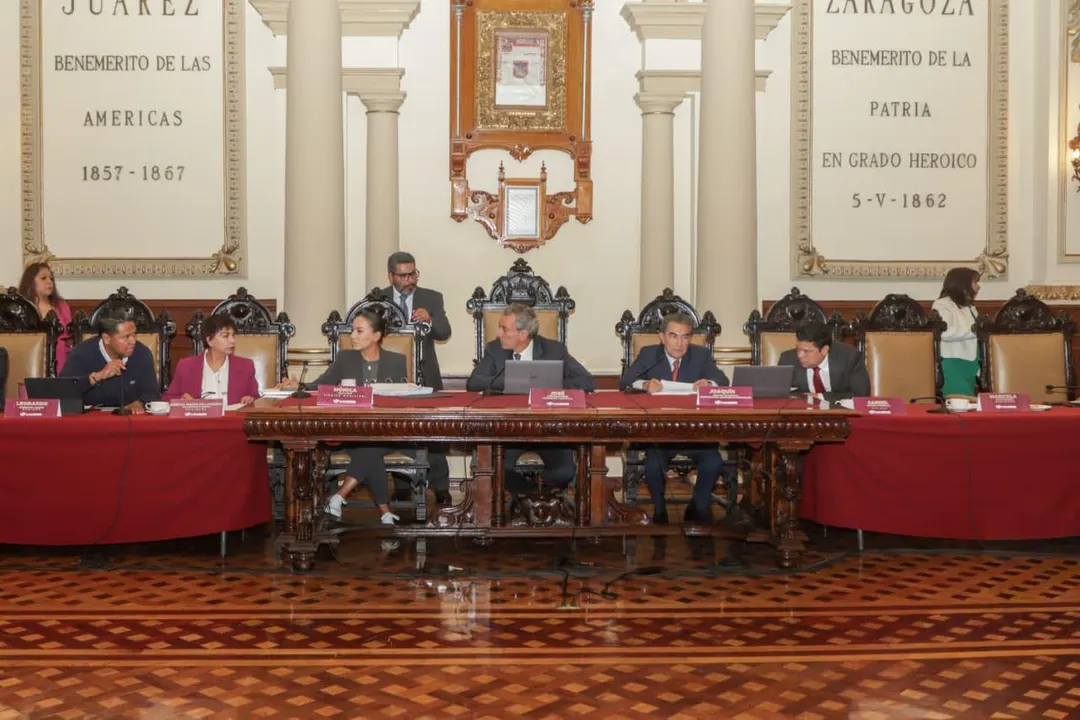 Aprueba Cabildo de Puebla cuenta pública 2025 y autoriza financiamiento por 440 millones de pesos