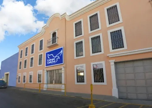Escuelas privadas se niegan a bajar colegiaturas, ven la educación como un negocio: Barbosa