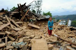 Recibirán mil 377 dólares familias de fallecidos en sismo de Nepal
