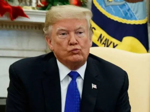 Trump alude a ataque en Francia para exigir muro fronterizo