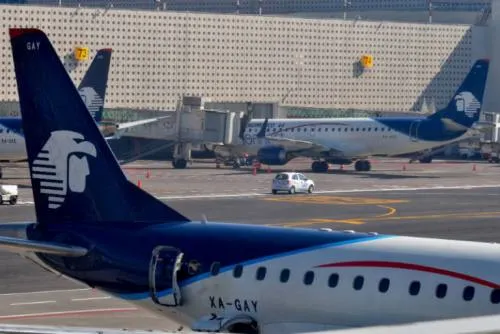 Pilotos aviadores emplazan a huelga a Aeroméxico
