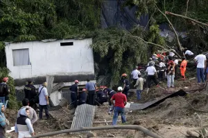 Deslave en Guatemala deja 20 muertos y 600 desaparecidos