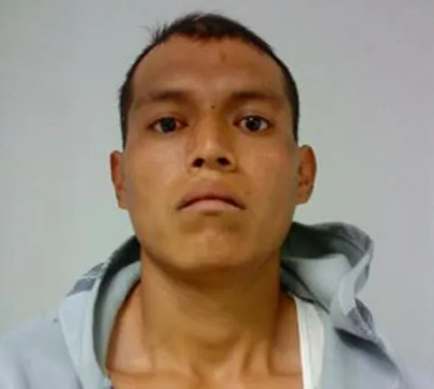 Consignan ante el juez a detenidos por robo a casa habitación